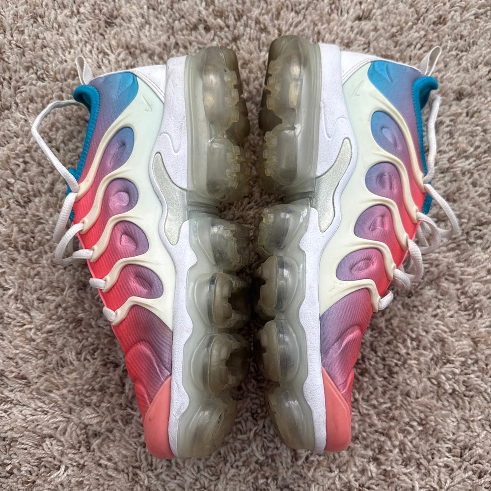 Nike Air VaporMax Plus Sunset Gradient Pink Blue Sneakers CI5862-600 Womens 8.5 - Picture 2 of 6